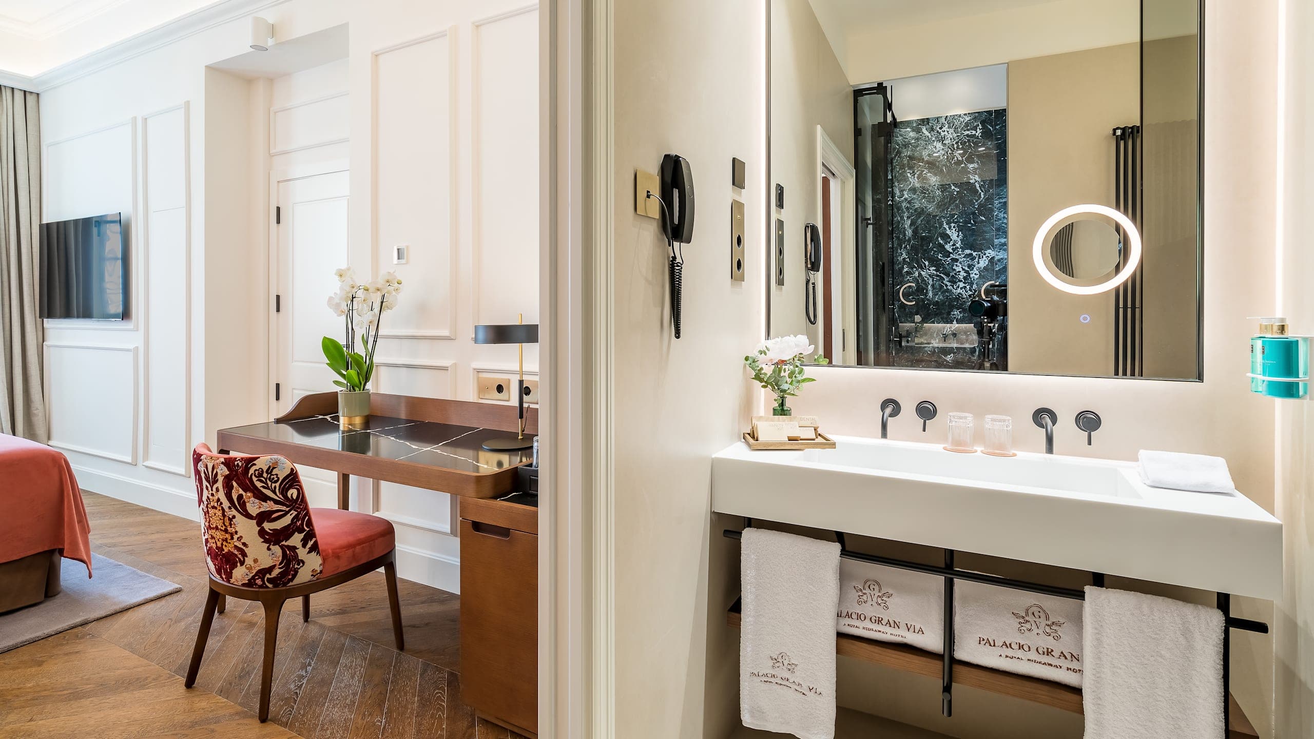 Deluxe Room - Image 5